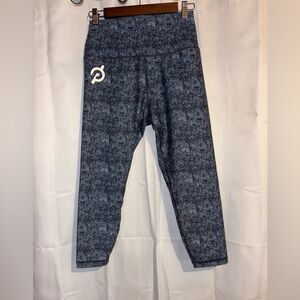 Peloton Leggings - Blue Cadence Capri Athletic Leggings Large L NWT Cycling Yoga